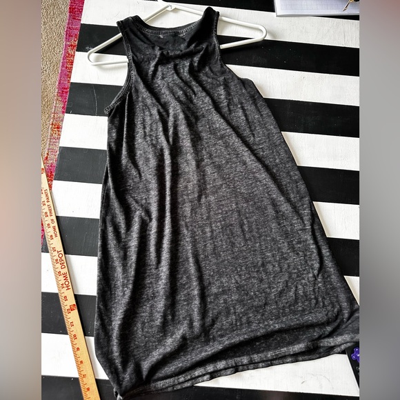 Dress - Picture 2 of 5